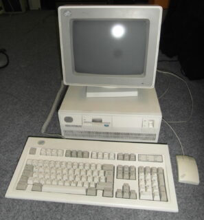 Zum Artikel "Neuzugang: IBM PC System 2 Komplettsystem mit IBM Mouse und IBM Tastatur,"