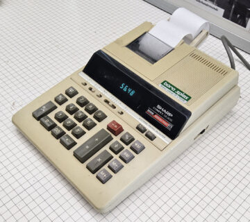 Zum Artikel "Neuzugang: Sharp Compet CS-2630: Elektronischer Tischrechner mit Druckwerk"